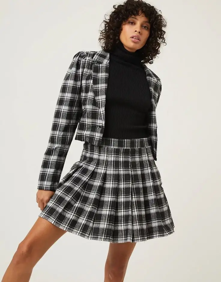 Preppy and Clueless-Inspired Fashion